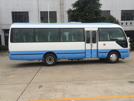 ডিজেল কোচ কোস্টার বাস 30 আসনের ভ্যান বাস 140hp ম্যানুয়াল ট্রান্সমিশন এয়ার কন্ডিশন রেফ্রিজারেটর