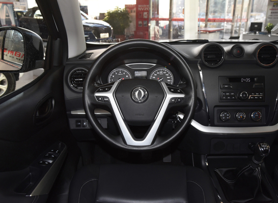 টু হুইল ড্রাইভ 4 ডোর SUV পিকআপ 5 আসন 1.8L গ্যাসোলিন টার্বো MAX গতি 160km/h