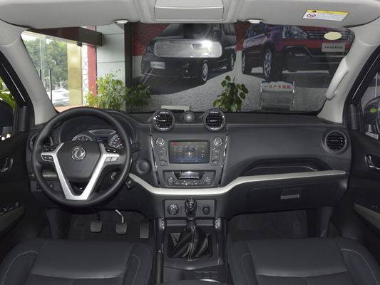 ডাবল রো 5 সিটার 4 ডোর SUV পিকআপ ট্রাক 6MT 4WD 231HP পেট্রল ইঞ্জিন