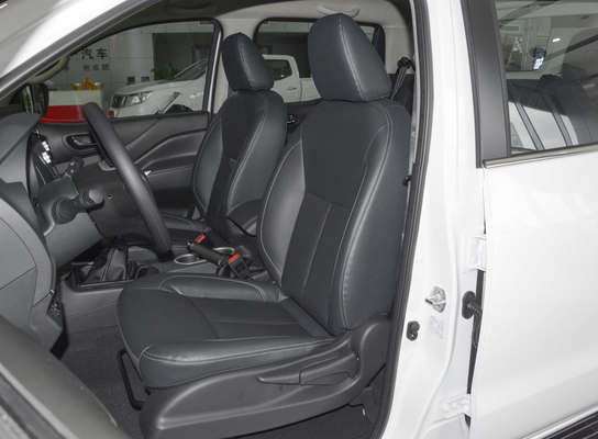 ডাবল রো 5 সিটার 4 ডোর SUV পিকআপ ট্রাক 6MT 4WD 231HP পেট্রল ইঞ্জিন