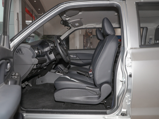 DONGFENG রিয়ার ড্রাইভ 2WD পিকআপ ট্রাক ডিজেল ইঞ্জিন 165HP 2.4L YUCHAI ইঞ্জিন
