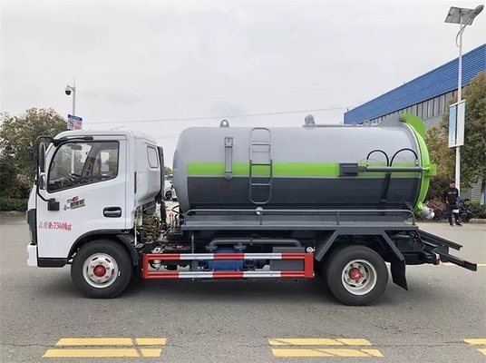 ছোট DONGFENG স্যুয়েজ ভ্যাকুয়াম ট্যাঙ্কার 6MT ট্যাঙ্ক ডিজেল ইঞ্জিন 4.7 Cbm