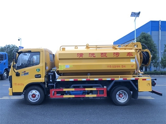 3308mm হুইলবেস মিউনিসিপ্যাল ​​স্যানিটেশন ট্রাক 6MT ভ্যাকুয়াম সাকশন স্যুয়েজ ট্রাক
