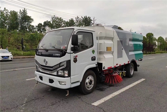 ডিজেল মিউনিসিপ্যাল ​​স্যানিটেশন ট্রাক 4x2 130 HP হুইলবেস 3300mm স্ট্রিট সুইপার ট্রাক