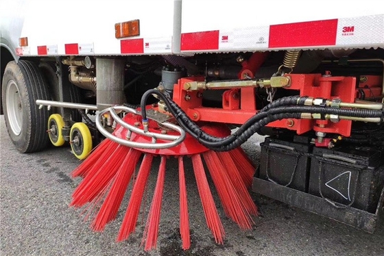 ডিজেল মিউনিসিপ্যাল ​​স্যানিটেশন ট্রাক 4x2 130 HP হুইলবেস 3300mm স্ট্রিট সুইপার ট্রাক