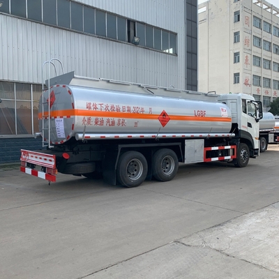 DONGFENG 6x4 হেভি ডিউটি ​​ট্রাক পরিবহন ট্যাঙ্কার 300 HP 23.3 Cbm