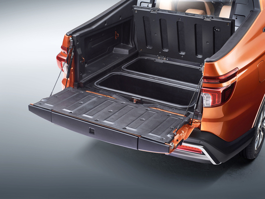 গৃহস্থালী 4 দরজা SUV পিকআপ 8AT 224HP গ্যাসোলিন পাওয়ার লেদার সিট LED হেডলাইট